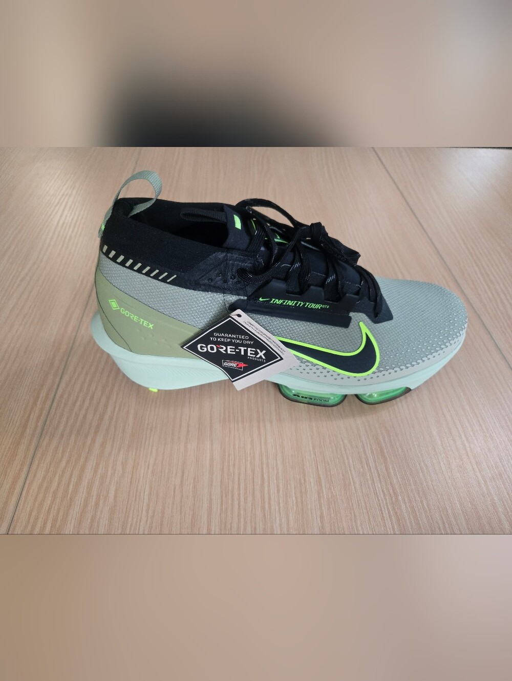 Nike Infinity Tour 2 GTX Men's Gore-Tex Golf Shoes - Picture 2 of 13